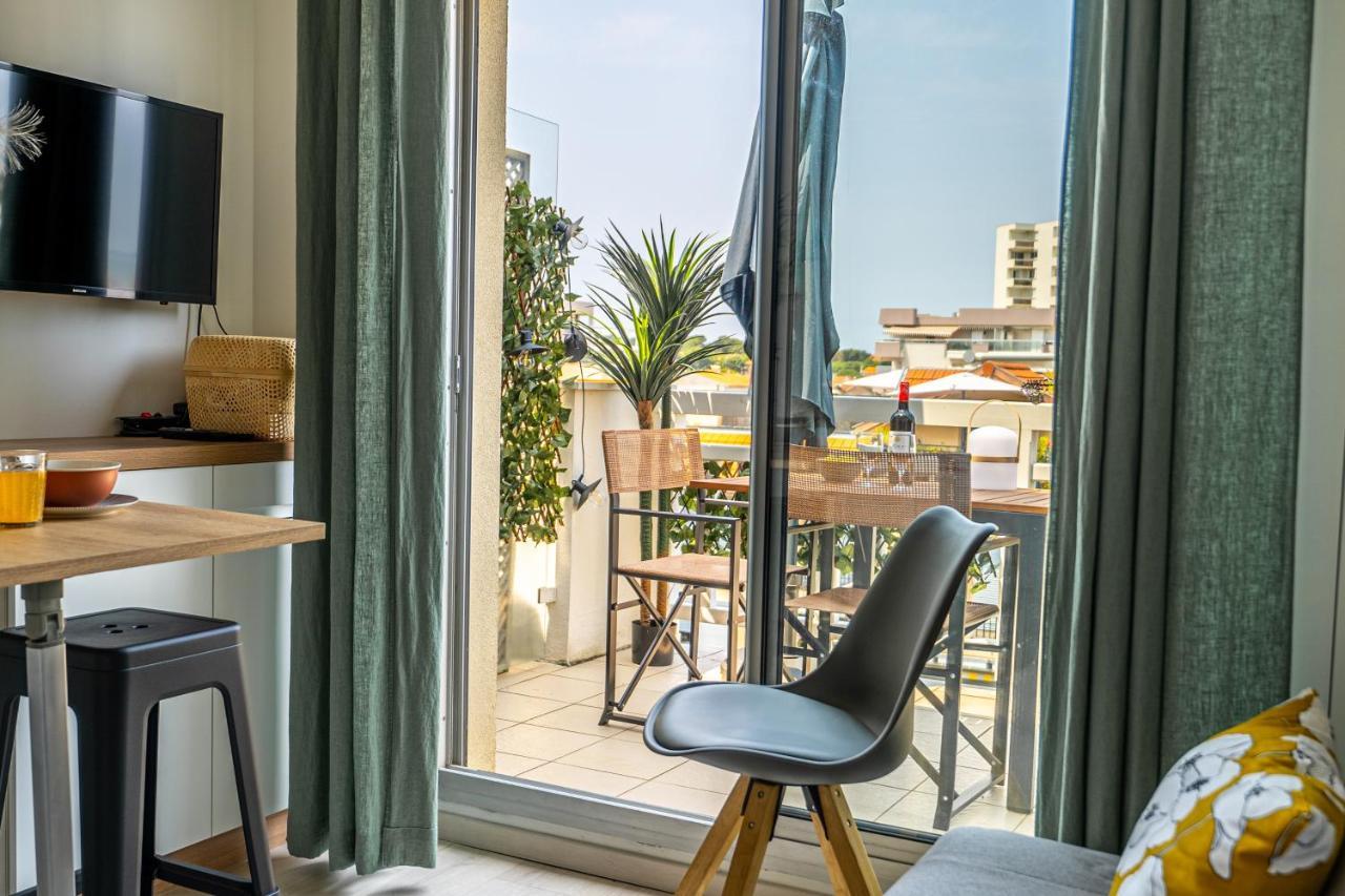 Piton Des Neiges - Nid Douillet Terrasse Vue Port Arcachon Exterior foto