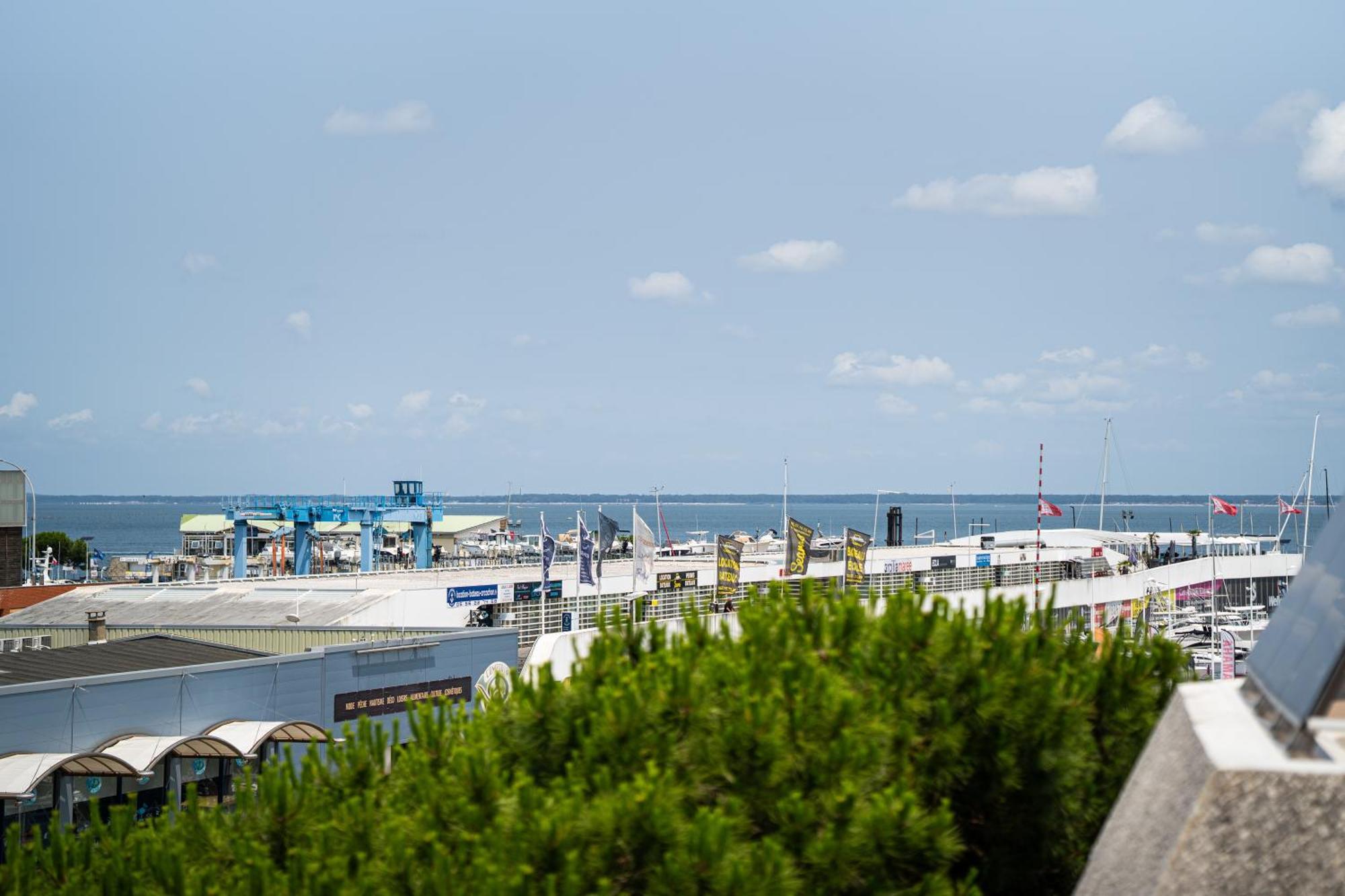 Piton Des Neiges - Nid Douillet Terrasse Vue Port Arcachon Exterior foto
